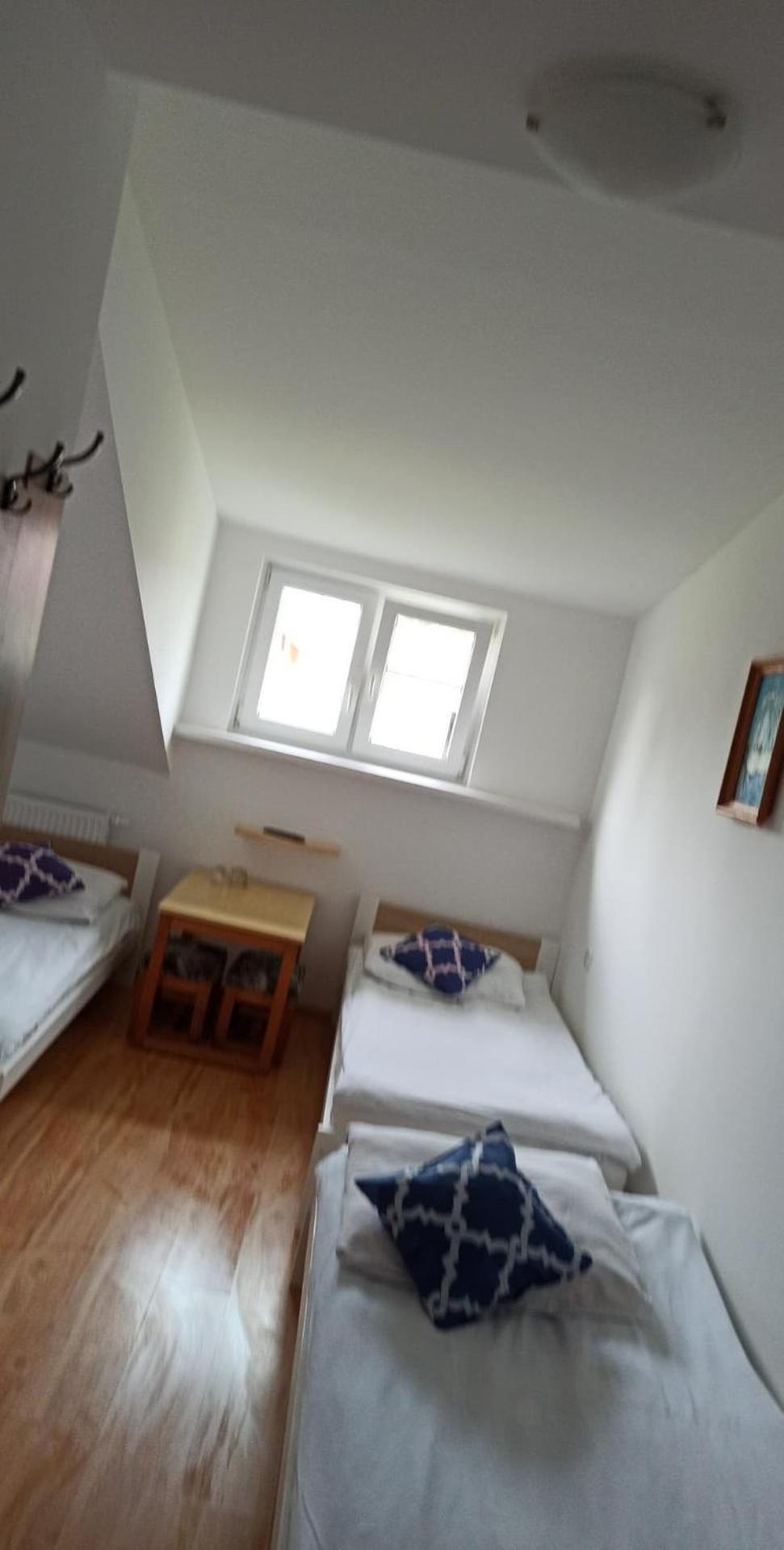 Zibi I Pod Topolami Łazy Exterior foto