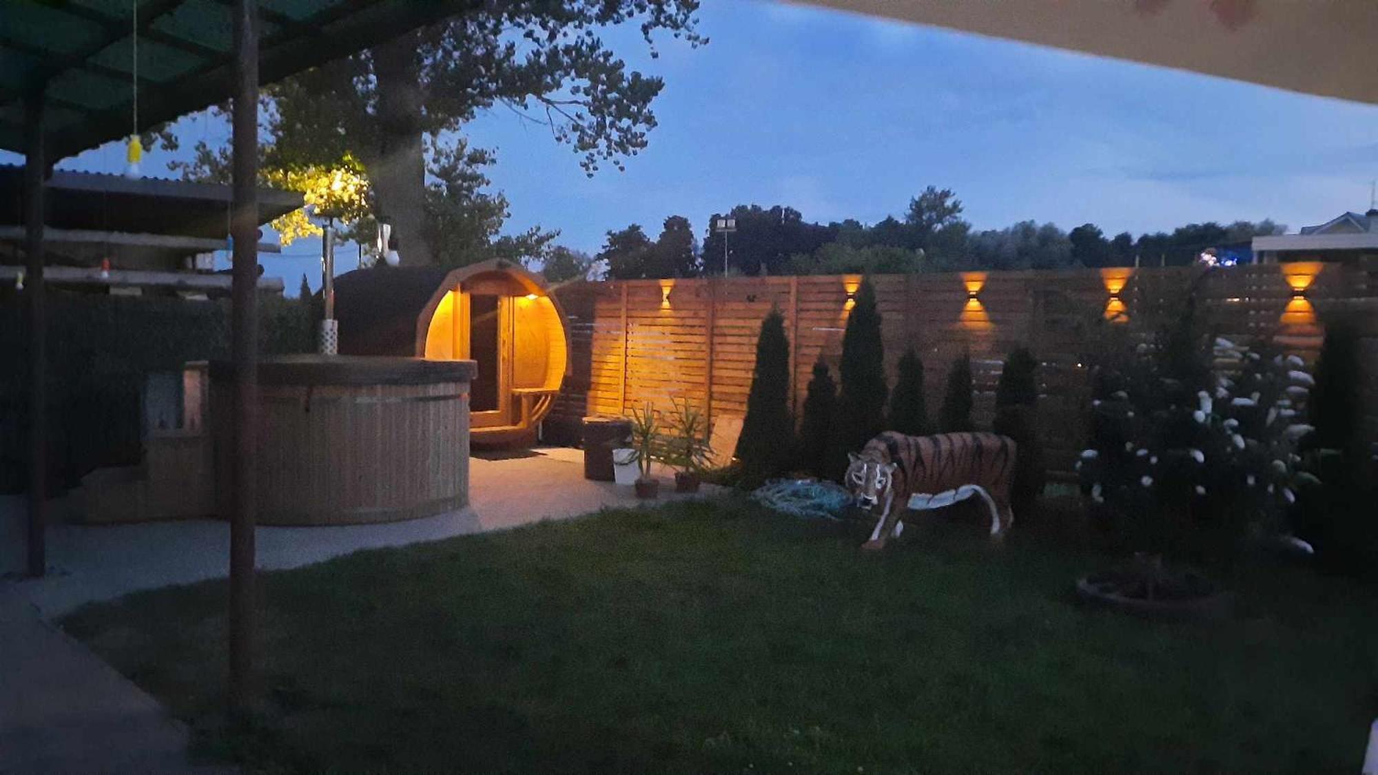 Zibi I Pod Topolami Łazy Exterior foto