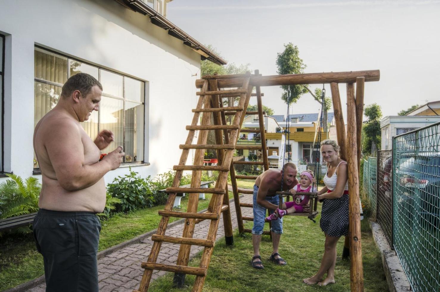 Zibi I Pod Topolami Łazy Exterior foto